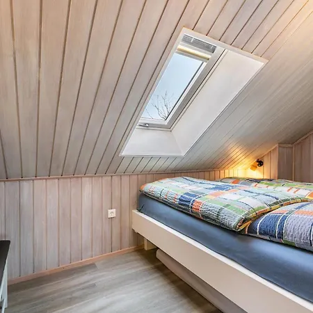 Johannsen Apartment *