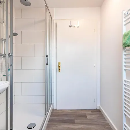 Johannsen Apartment